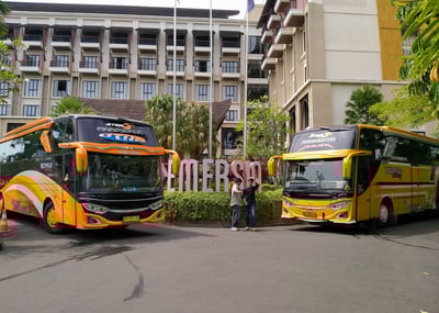 Rental Bus Pariwisata Padang