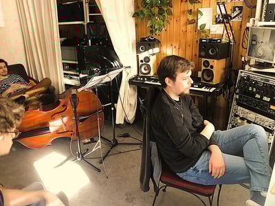 Artistes dans la régie du Fil's HOUSE Studio
