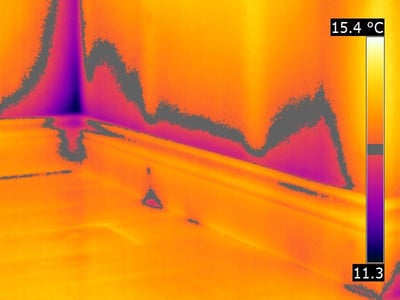 a thermal image of a wall with cold air