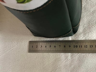 dimension extérieure de la trousse de toilette