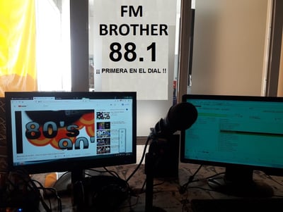 estudio de Fm Brother 88.1 de Rafaela