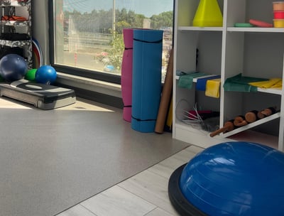 ortopedi ve nöroloji rehabilitasyonuna yönelik aletler malzemeler