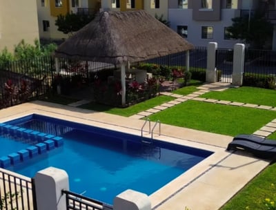 real estate agent playa del carmen