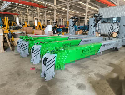 New 8-ton SQS200G-5 telescopic boom truck mounted cranes ready for delivery to Russia.
