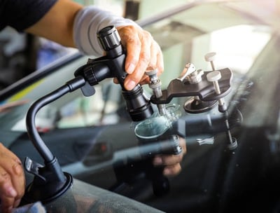Auto glass replacement