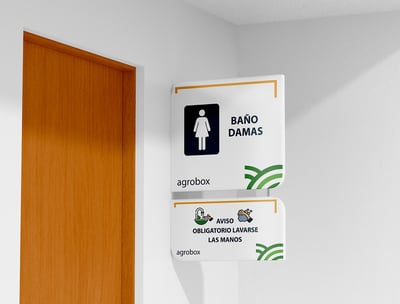 Nuestras señaléticas de vinil adhesivo son la solución versátil y duradera que tu empresa necesita. Ofrecemos diseño personal
