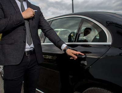 Luxury Limo Service Chauffeur