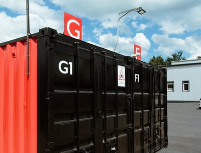 Container gates