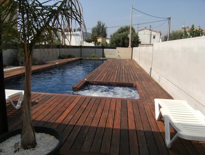 Espectacular villa en Vinaròs con piscina y jacuzzi a pocos metros del mar.