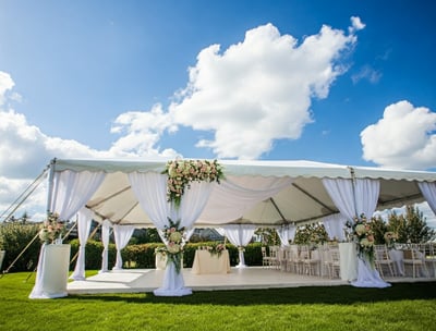 Carpa 30x40 Para boda, decorada con manteleria