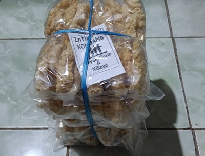 INTIP KERAK NASI DENGAN BAHAN PILIHAN