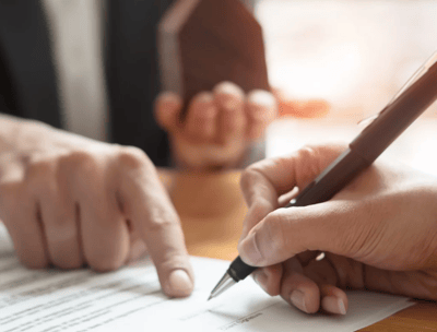 Notary Signing Agent with client