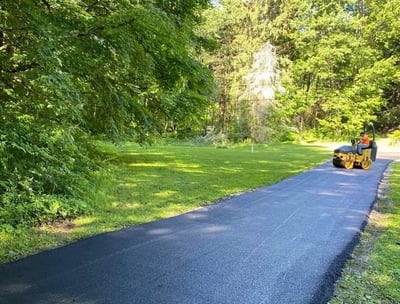 West Virginia’s best road paving services – freshly laid asphalt for highways and streets.