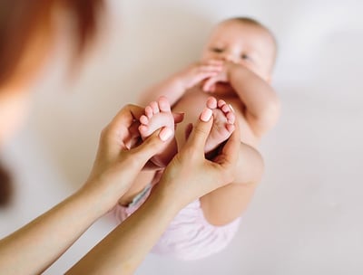 Z'N Atelier soulager les maux de bébé - réflexologie