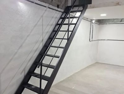 Fabricacao de Escada um lance em Ribeirao das Neves-MG-3