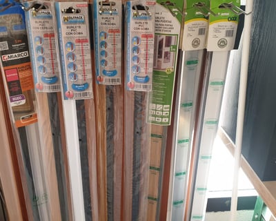 burletes para puerta adhesivo y de atornillas con goma y felpudo