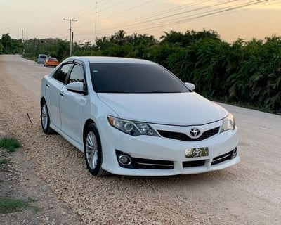 2013 toyota corolla on premium tyres