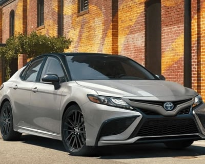 2022 toyota camry on premium tyres