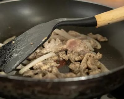 keto-chicken-alfredo-in-a-skillet