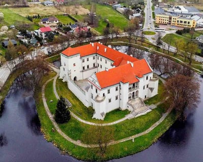 wirtualny spacer zamek w szydlowcu