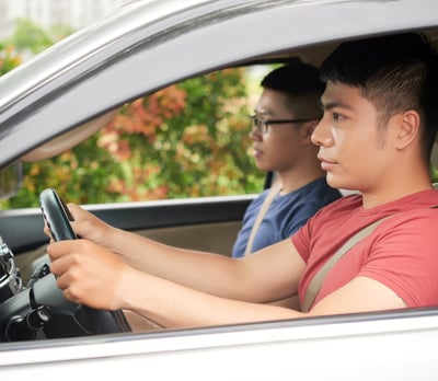 sewa mobil dengan sopir