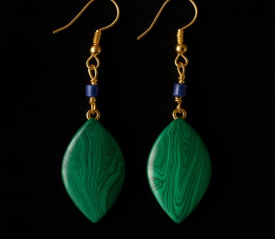 Boucle d'oreilles pendantes en malachite et lapis lazuli