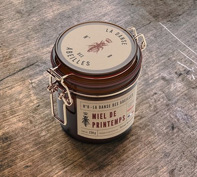 Packaging et design des étiquettes d'un pot de miel
