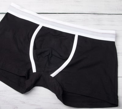 Rongzhiyue: Black boxer briefs