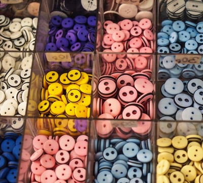 Rongzhiyue: Colorful buttons