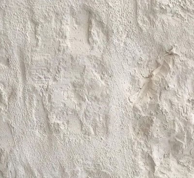 minimalistinė akmeninė siena