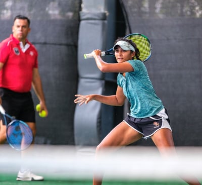 WTA professional player working with Cesar Performance Coach