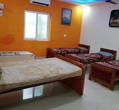 ac room akm