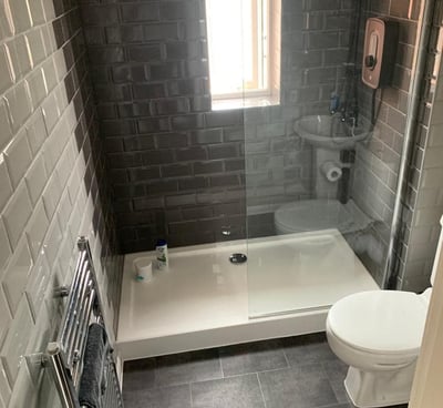 new shower tray fitted by axm in worcestershire