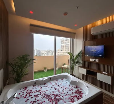Couples Bathtub 