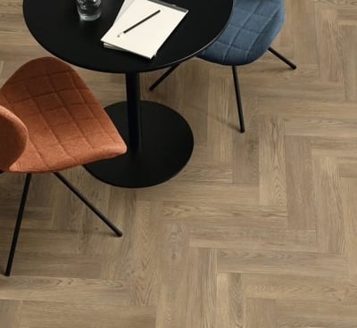 amtico-first-sf3w1028-smokehouse-oak