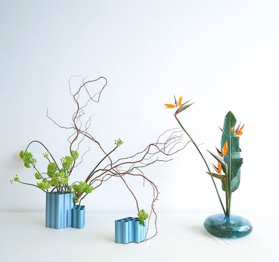 Sogetsu Ikebana demonstration by Hedy Leung, with vessels by Ronan & Erwan Bouroullec and Laura Sattin at Vitrahaus, Germany