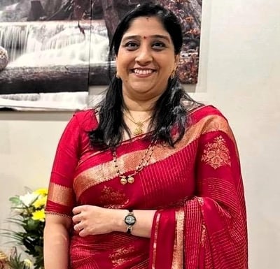 Doctor Dr. Deepa Shastri from Laxmi Hospital