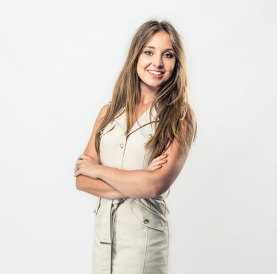 Solène Lemoine croisant les bras