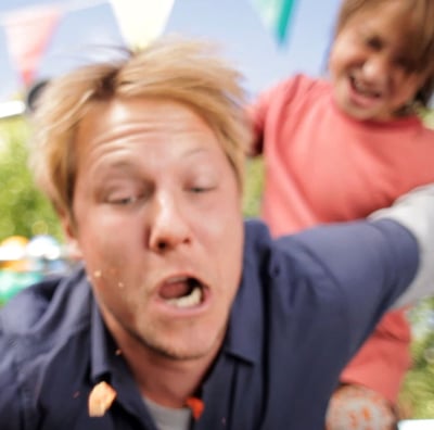 Man gets attacked while going for Doritos from a pinata