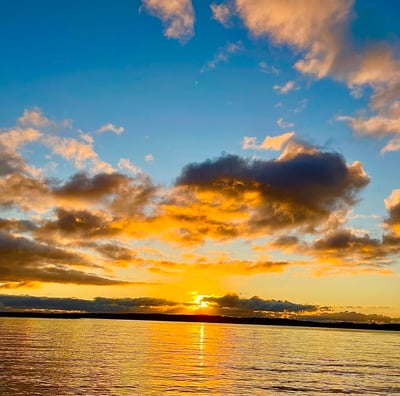 Balmor Landing Best Cape Breton Airbnb with sunrise view, waterfront home, sleeps 8 people