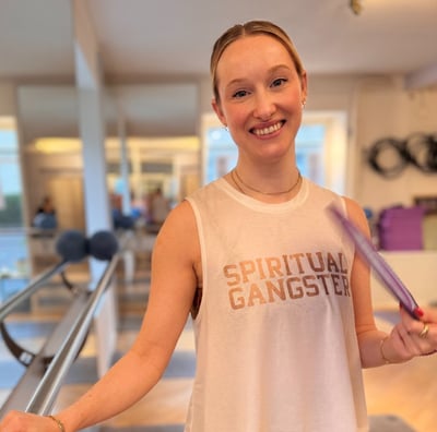 Valerie - teaching ballet-inspired, low impact Barre classes at Joy Movement Studio in Meilen