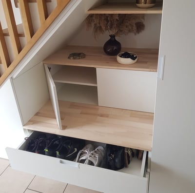 Agencement sous escalier