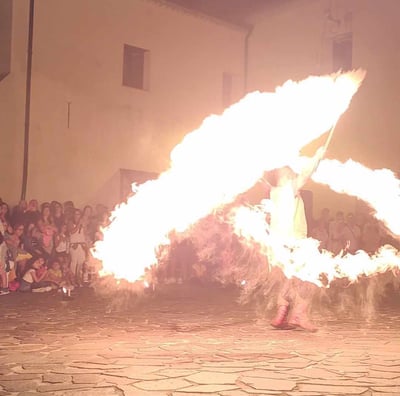 numero eseguito durante firestorm con polveri speciali infiammabili