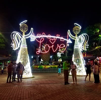 angeles gigantes navideños