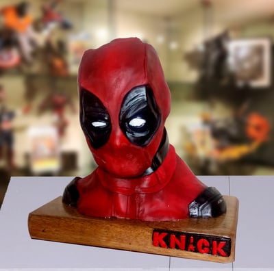 escultura adorno busto deadpool