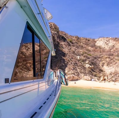 yate bayliner 44 en renta cabo san lucas playa