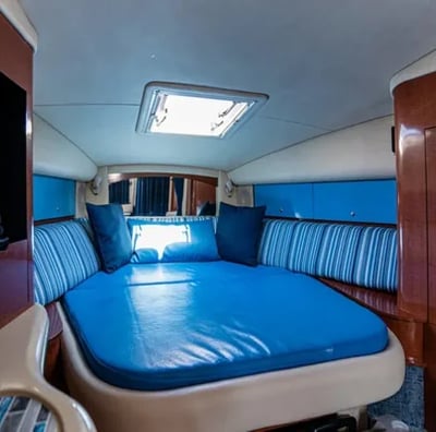 cama yate sea ray 32 cabo san lucas