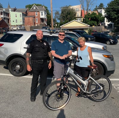 Donation of e-bike to Hamburg PD