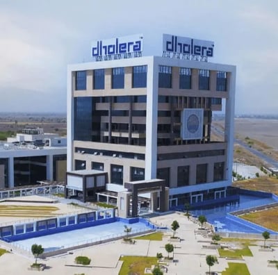 a building with a large sign that says,'the name of the building is