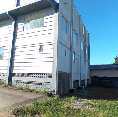 Imovel comercial no Iperoba - fundo
